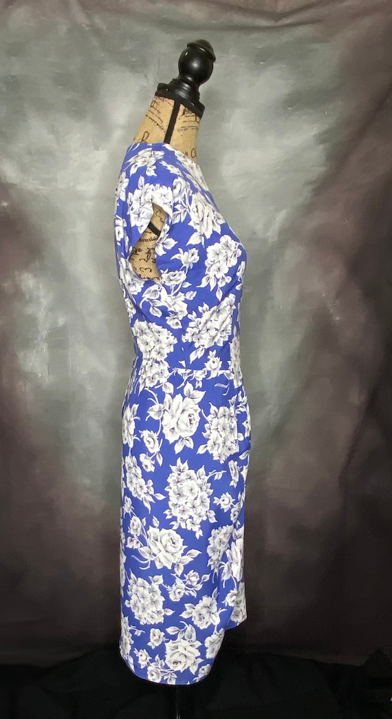 60's Blue Floral Hourglass Midi Dress, Small - image 4
