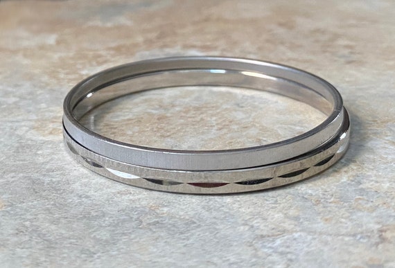 80's Stacking Pair of Frosted and Etched Silver B… - image 2