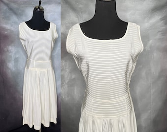 60's Drop Sleeveless Dress in White Tucked Rayon, Pleated Skirt, Small