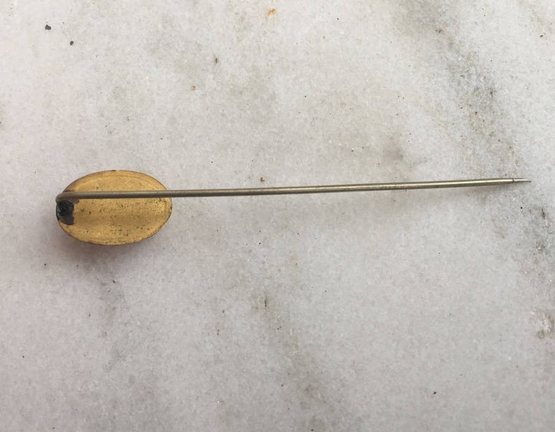 Early 1900/'s Oval Carved Pink Stone Antique Cameo Stick Pin Gold Plate Setting