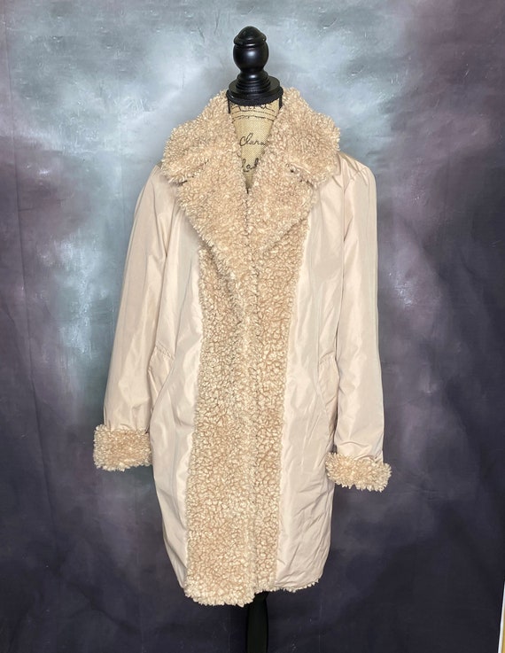 90's Reversible Beige Plush Coat, Kensie, Large/X… - image 3