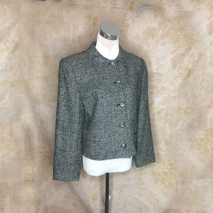 90's Women's Gray Woven Silk Jacket, Cropped Silk Jacket, Boxy Gray Silk Jacket, Gray Silk Jacket with Pockets, Lined Silk Jacket, Small