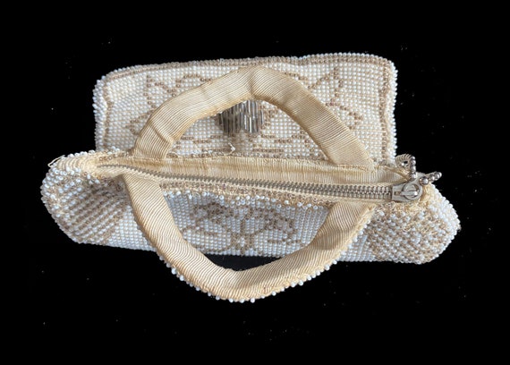 30's Small White Beaded Hand Bag, Made in Czechos… - image 6