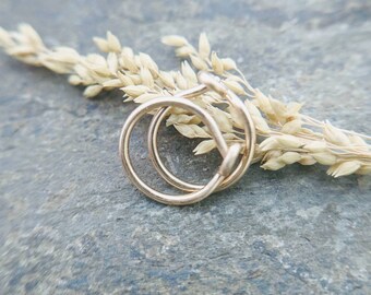 aros de cartílago de oro, aros de cartílago de 20 g, pendientes de aro de 20 g, aros de hélice de 20 g, aros de oro de 10 mm-- hechos a mano por la falda