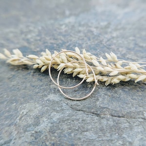 dunste sterling zilveren hoepels, 28g 100% gerecycled zilveren hoepel oorbellen-- handgemaakt door thebeadedlily