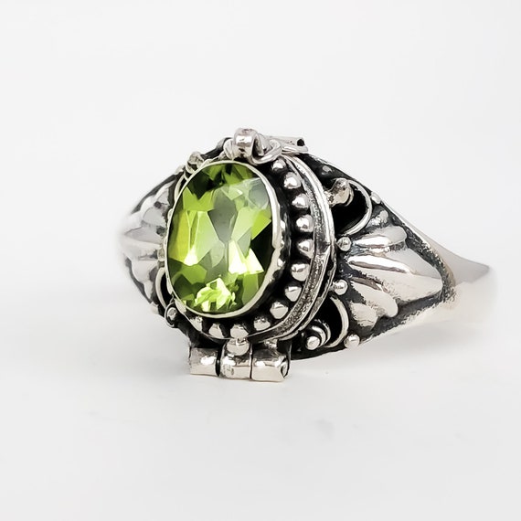 Green Peridot August Birthstone Poison Ring Bali Sterling Silver