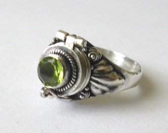Small Poison Ring Bali Sterling Silver Locket Ring with green PERIDOT August birthstone size 6 - 13  AR11