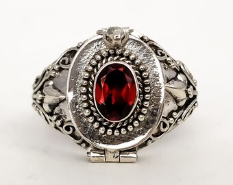 Red Garnet Poison Ring Bali Sterling Silver Locket Ring   (AR10)