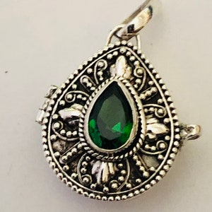 17mm Green Quartz May Birthstone (sub for emerald) TearDrop Locket Pendant Bali Sterling Silver Keepsake Chain Necklace  PL12