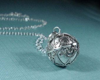 Bali Silver 20mm Dream Ball Gamelan Ball Mexican Bola Harmony Ball Pendant DB015 Bali Silver 20mm Dream Ball Gamelan Ball Mexican Bola Harmony Ball Pendant DB015