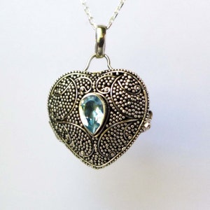 Colgante de recuerdo de medallón de plata de plata sky blue topaz con collar de cadena PL6