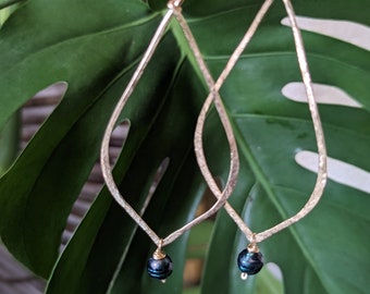 Sexy Gold Drop Earrings with Gorgeous Peacock Pearl