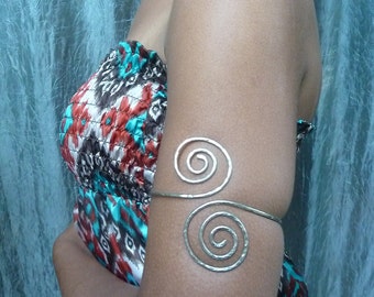 PLUS SIZE - Grecian Swirl Arm Cuff - Hammered Arm Band - Armlet