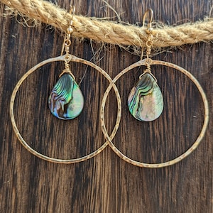Abalone Shell Hoop Earrings Gold • Mermaidcore Beach Jewelry • Boho Summer Earrings • Handmade Ocean Earrings • Statement Hoops with Shell