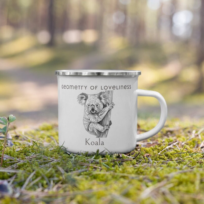 Geometry of Nature 2024 Koala Emailletasse Kaffee Tee Outdoor Campingtasse als Geschenk Line Art Tier Design Schwarz Weiß zdjęcie 1