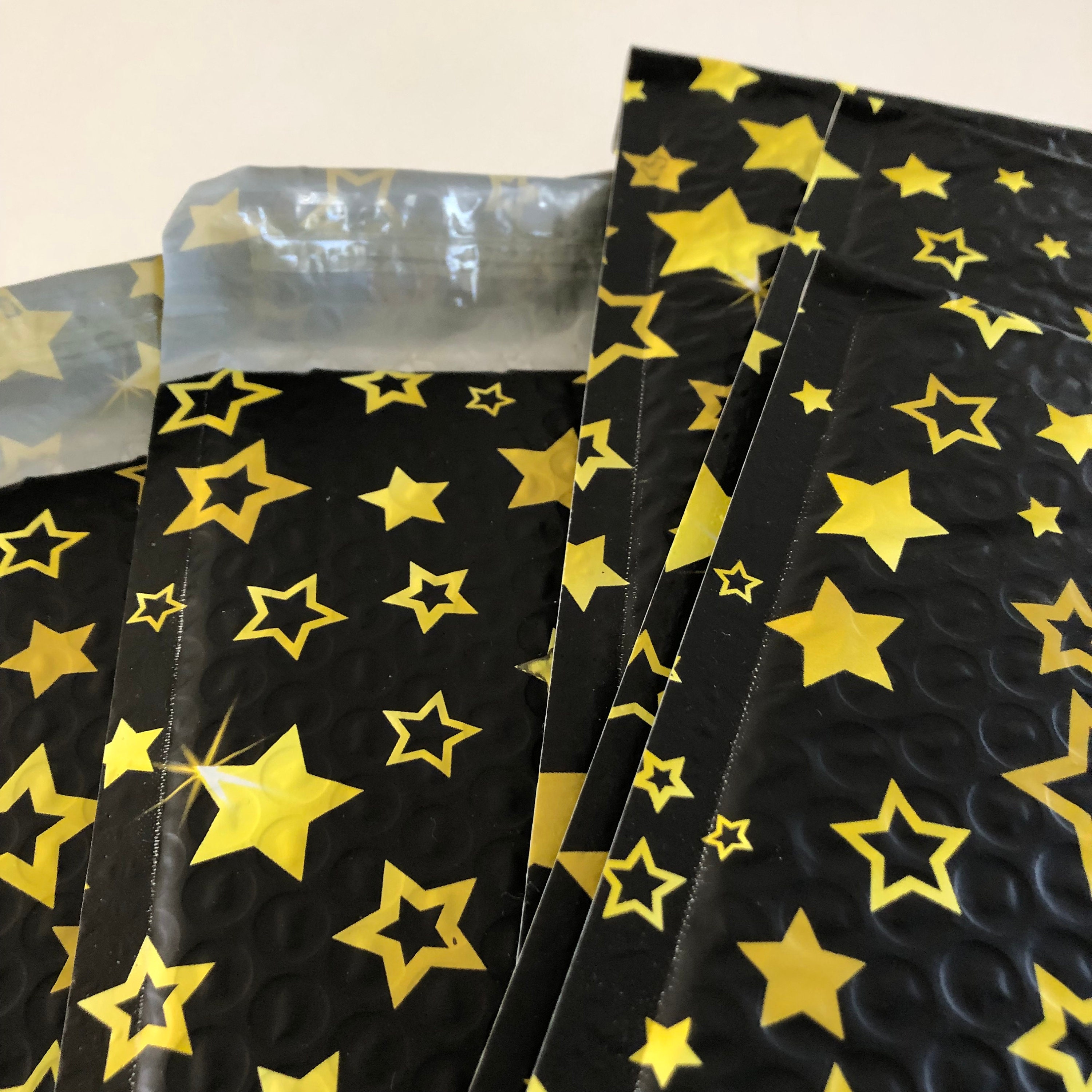 10 6x9 Black and Gold Stars Bubble Mailer, Padded Cushioned Envelope ...