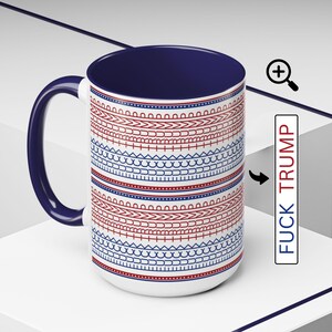 Tazza anti-Trump sottile: tazza da caffè del 4 luglio, messaggio nascosto "F*ck Trump", regalo patriottico americano, vota democratico, 250 USA, motivo FDT