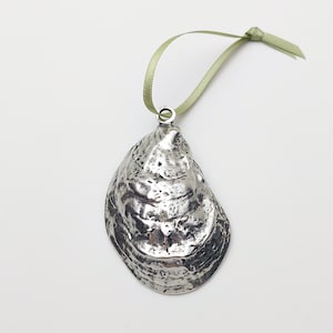 oyster ornament