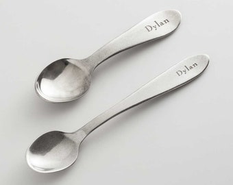 Personalized Heirloom Baby Spoons - Modern Engraving