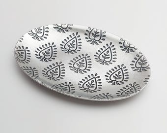 Paisley Pattern Oval Ring Dish