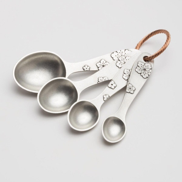 beehive cherry blossom measuring spoons pewter measure spoon set tablespoons teaspoons kitchenware, gift for cooks chefs, cottagecore