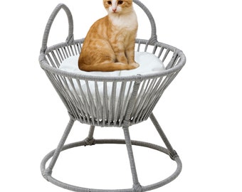 The Purrfect Retreat - Luxury Cat Bed for Ultimate Comfort