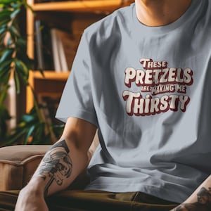 T-shirt van deze pretzels maken me dorstig