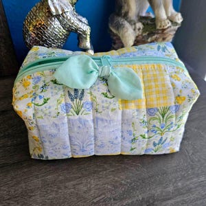 Personalized Floral Patchwork Makeup Bag: Handmade Quilted Toiletry Organizer, Puffy-Soft Mint Travel Boxy Case