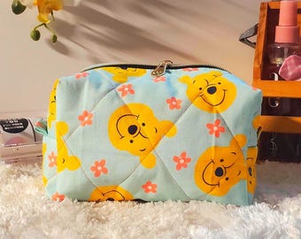 Disney Winnie-the-Pooh-flowers makeup bag,Toiletry-cosmetics-brush organizer,travel bag,essentials zippered pouch, quilted skincare boxycase