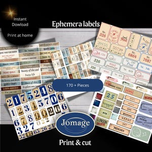 Op de afbeelding: Een set van meer dan 170 afdrukbare ephemera-etiketten met vintage-geïnspireerde ontwerpen. De etiketten bevatten nummers, woorden en zinnen in verschillende kleuren en lettertypen. De etiketten zijn perfect voor scrapbooking, kaartmaken en andere knutselprojecten.