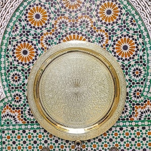 Solid Brass Moroccan Serving Tray, Hand Engraved Round Fes Platter, Gold Geometric Tea Table Decor