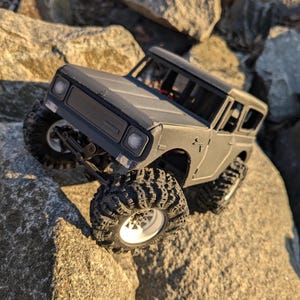 Scout 800a | SCX24