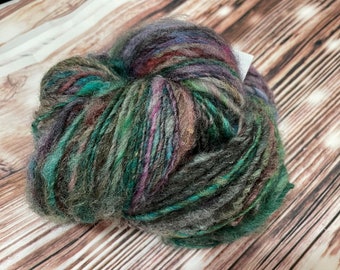 LOOKING GLASS Handspun Wool Yarn Coopworth Fleecespun 7-8wpi aspenmoonarts knitting artyarn lockspun