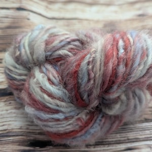 ROSALIE Handspun Wool Yarn Coopworth Lamb Fleecespun 85yds 4.5oz 7-8wpi aspenmoonarts knitting artyarn lockspun