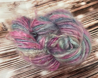 QUARTZ Handspun Wool Yarn Coopworth Gotland Fleecespun 76yds 4.3oz 6-7wpi aspenmoonarts knitting artyarn lockspun