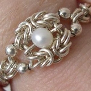 Introduction to Chainmaille Tutorial image 4