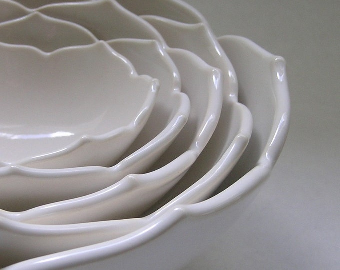 Five Nesting White Ceramic Lotus Bowls Etsy
