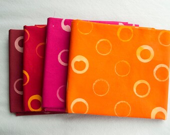 Bubble Hand Patterned and Dyed Cotton Fat Quarter and Half Yard Bundles / Colori caldi