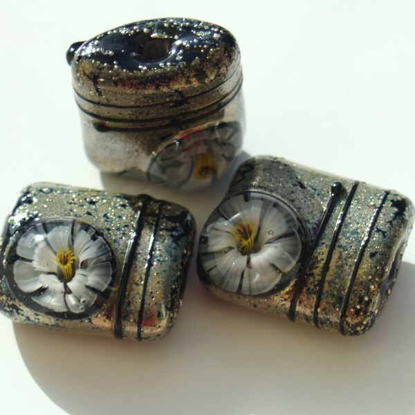 Pyrite flower destash