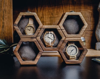 Boîte à montres en nid d'abeille personnalisée avec motif gravé - Vitrine de rangement en bois pour montres - Cadeau unique pour lui ou elle