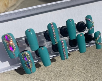 Rhinestone Encrusted Glitter Teal Press On Nails