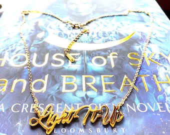 Crescent City necklace, Sky and Breath, Light it up, Bryce Quinlan, Sarah J. Maas licensed, fantasy jewelry, cosplay jewelry, fandom