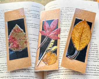 Set of three handmade bookmarks, laminated bookmark, natural dried leaves, gifts for readers, handmade bookmark, bookish gift