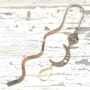 Bookmark with a celtic knot and a crescent moon, handmade bookmark, moon phase charm moonstone pendant bookmark, bookish gift, giftsunder20 image 10