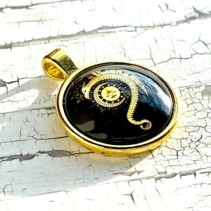 Corra pendant, A discovery of witches inspired, Firedrake, Sun and moon, fandom jewelry, dragon jewelry, gold, bookish gifts
