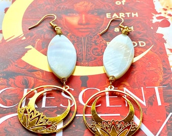 Crescent City long gold earrings, Bryce Quinlan, Sarah J. Maas licensed, fantasy jewelry, cosplay jewelry, fandom jewelry, handmade