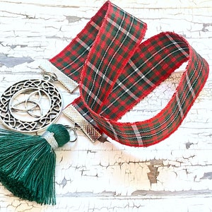 Handmade scottish inspired bookmark, tartan bookmark, Trinity knot, Triquetra bookmark, celtic knot, Outlander, Scotland, celtic, Highlander
