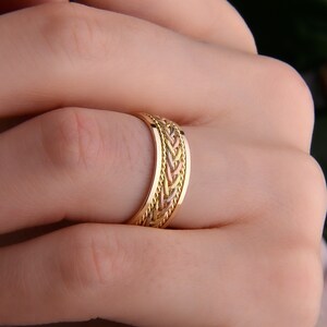 Verlovingsring, trouwring, ring, gouden ring, handgemaakte ring, gevlochten ring, gedraaide ring afbeelding 5