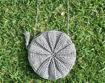 gray crochet bag,shoulder bag,round shoulder bag,circular bag,tote bag,tassel bag