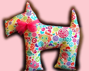 Descarga instantánea 1/2 yarda Scotties Scotty Dog Plush Pattern Pillow DIY Tutorial de costura